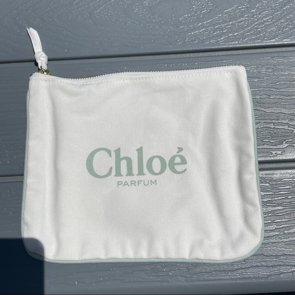 Chloe pouch